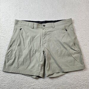 Eddie Bauer Shorts Men's 42 Tan Horizon Guide Wander Gorpcore UPF 50+ 8" Inseam